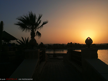 Sonnenuntergang &uuml;ber der Extra Divers Basis 